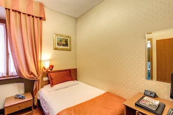 flower garden hotel rome
