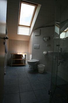 hotel cafe hanfstingl