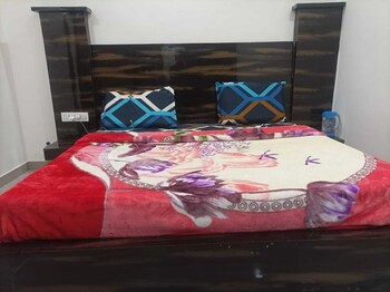 Maa Bhawani Homestay,,2 star