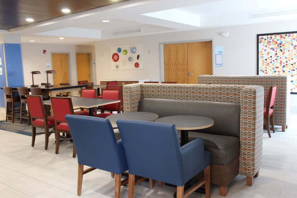 holiday inn express forest city by ihg