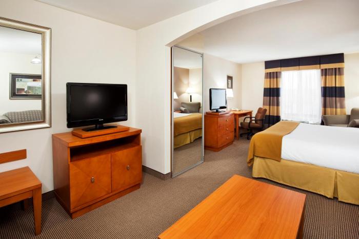 holiday inn express forest city by ihg