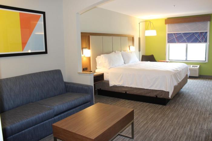 holiday inn express forest city by ihg