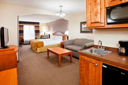 holiday inn express forest city by ihg
