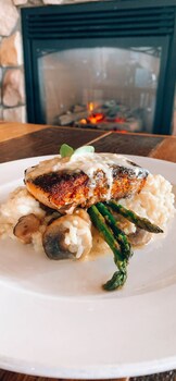 manhattan beach lodge