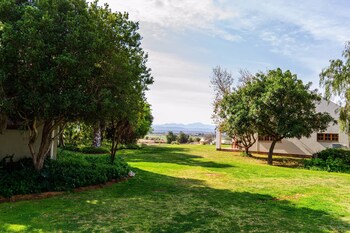 Mooiplaas Guesthouse,Garden Route>>De Hoop,4 star