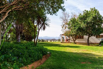 Mooiplaas Guesthouse,Garden Route>>De Hoop,4 star