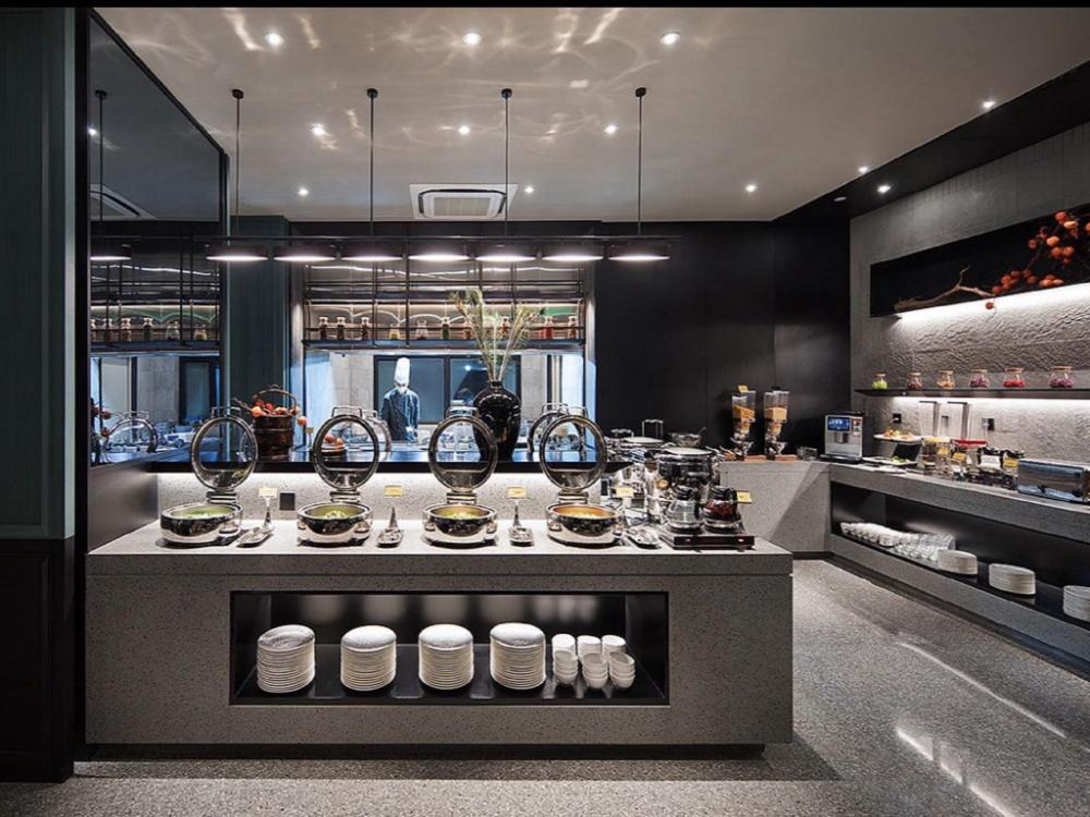 manxin hotel hongguangshan convention and exhibition center urumqi