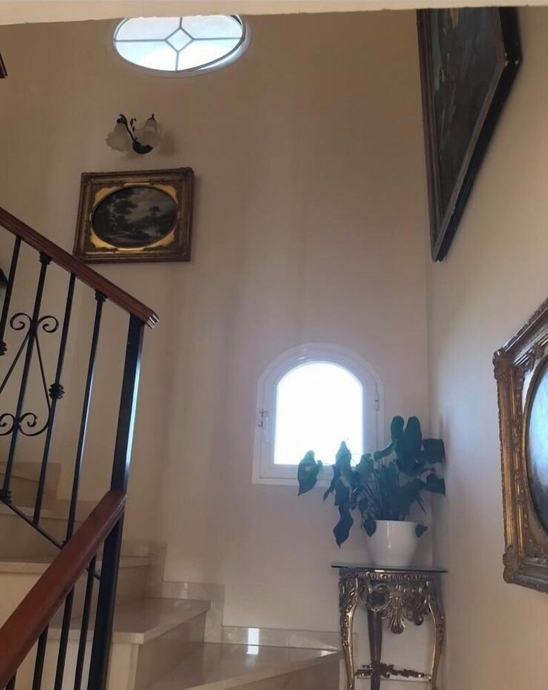 marbella villa rio seco