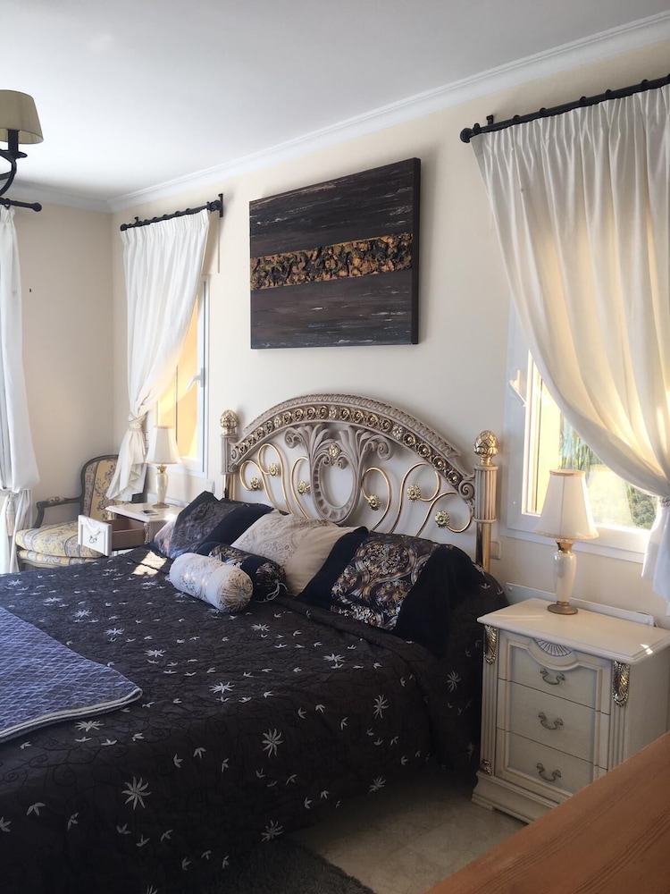 marbella villa rio seco