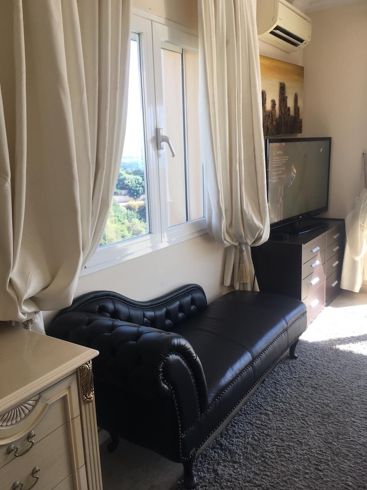 marbella villa rio seco