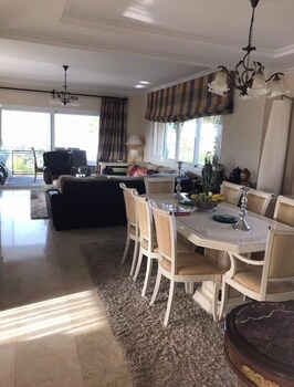 marbella villa rio seco