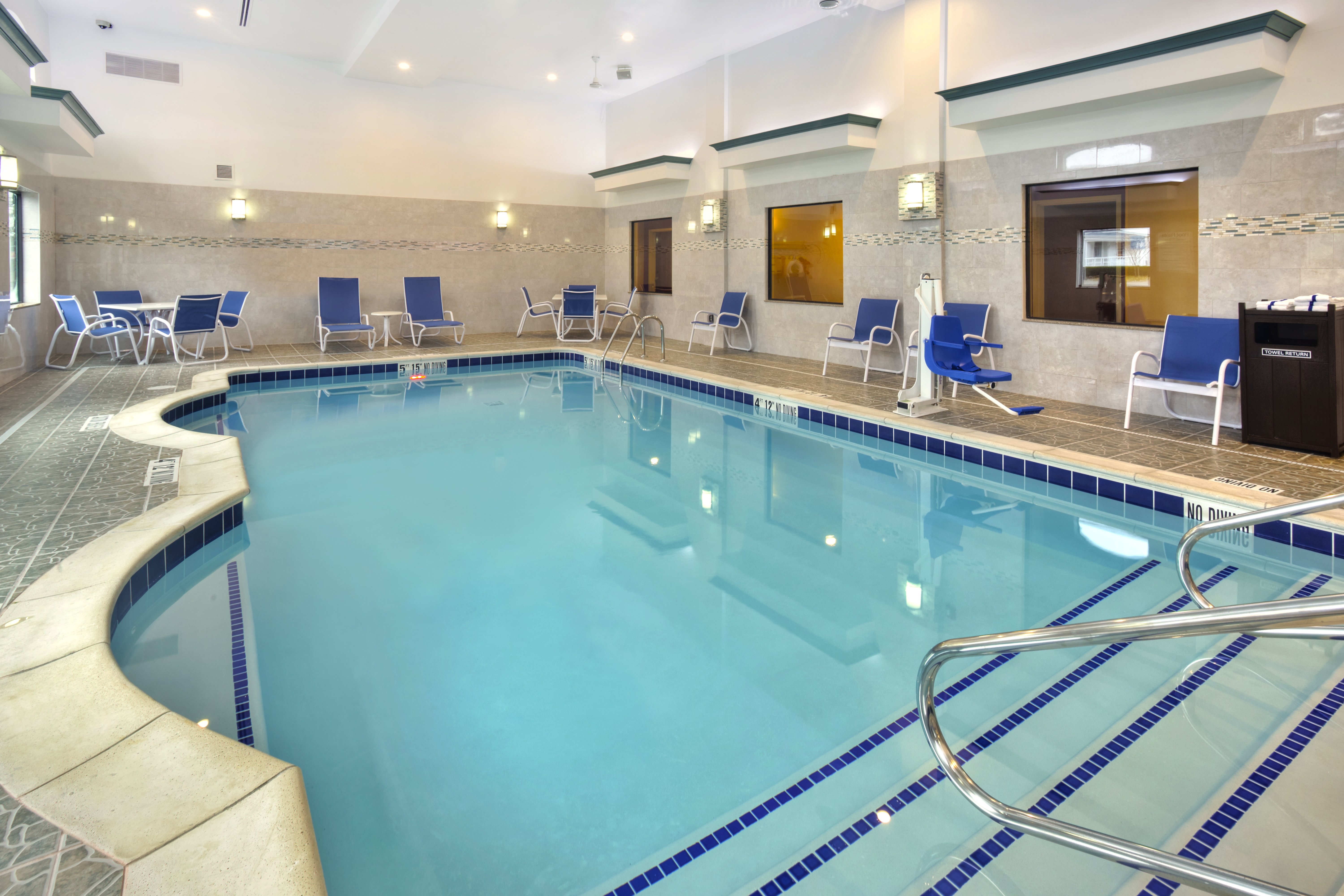 holiday inn express hotel and suites frankenmuth by ihg