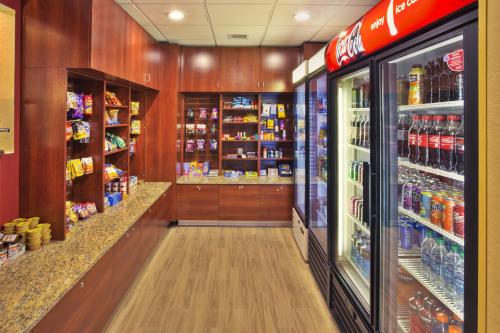 holiday inn express hotel and suites frankenmuth by ihg