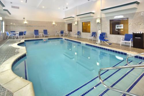 holiday inn express hotel and suites frankenmuth by ihg