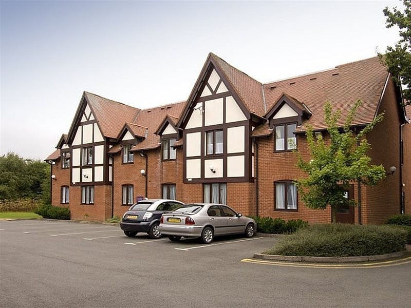 premier inn balsall common near nec
