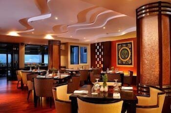 Grand Serela Setiabudhi Hotel Bandung,Sukajadi>>Bandung,4 star