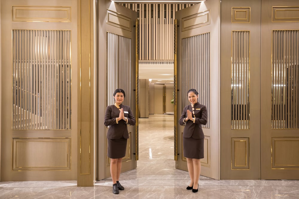 the heritage chiang rai hotel and convention