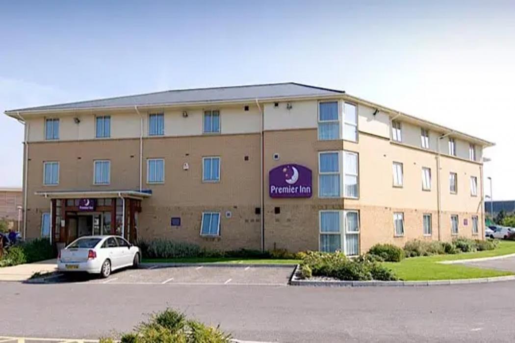 premier inn gloucester business park