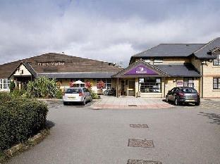 premier inn bedford priory marina