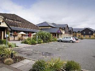 premier inn bedford priory marina