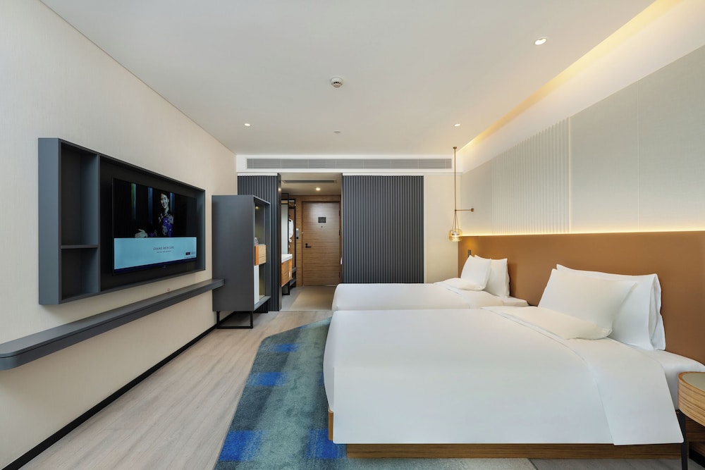 mercure guangzhou baiyun international airport