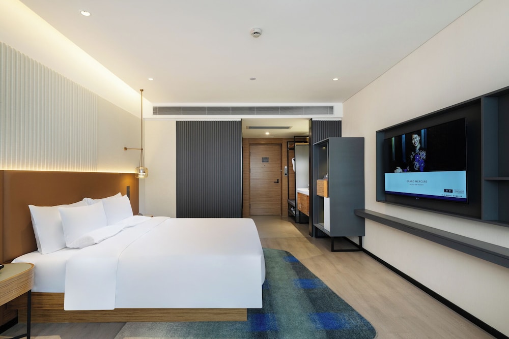 mercure guangzhou baiyun international airport