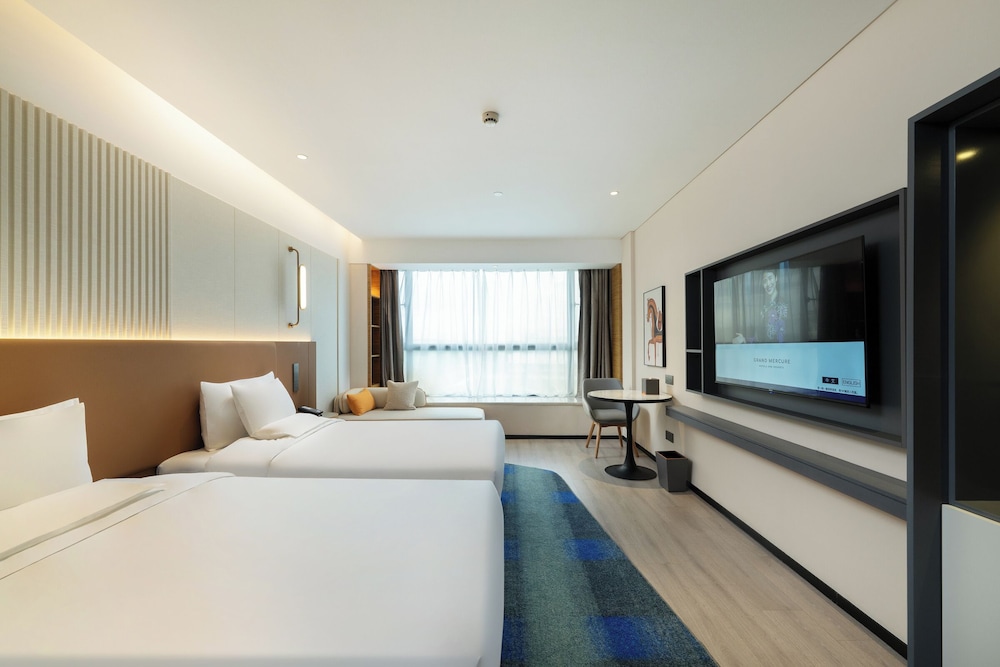 mercure guangzhou baiyun international airport