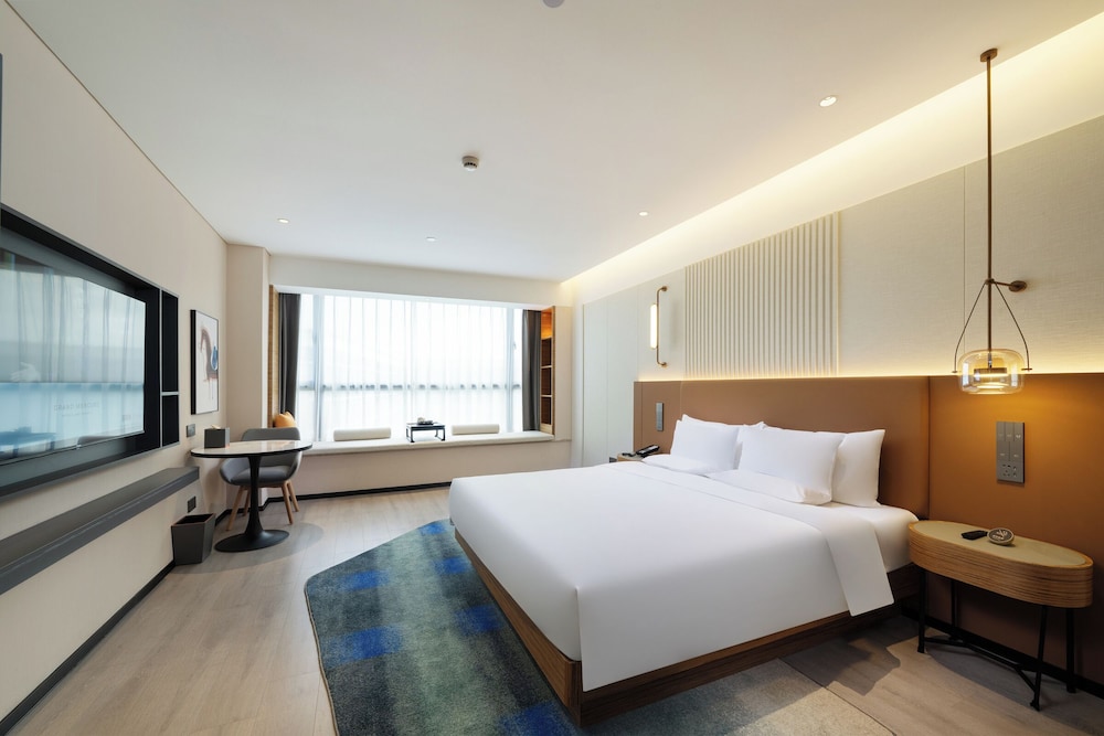 mercure guangzhou baiyun international airport