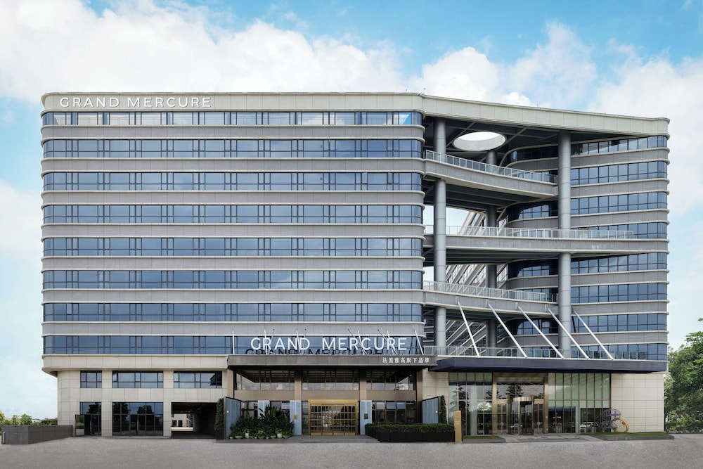 mercure guangzhou baiyun international airport