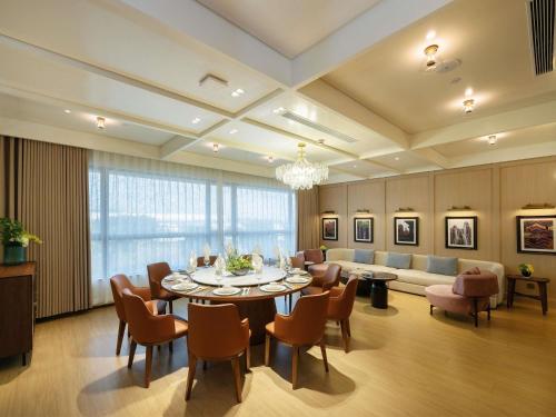 mercure guangzhou baiyun international airport