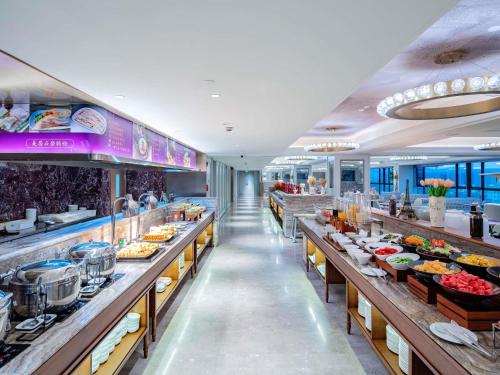 mercure guangzhou baiyun international airport