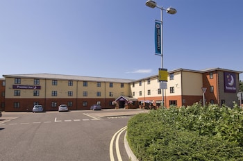 premier inn chichester south gate leisure park