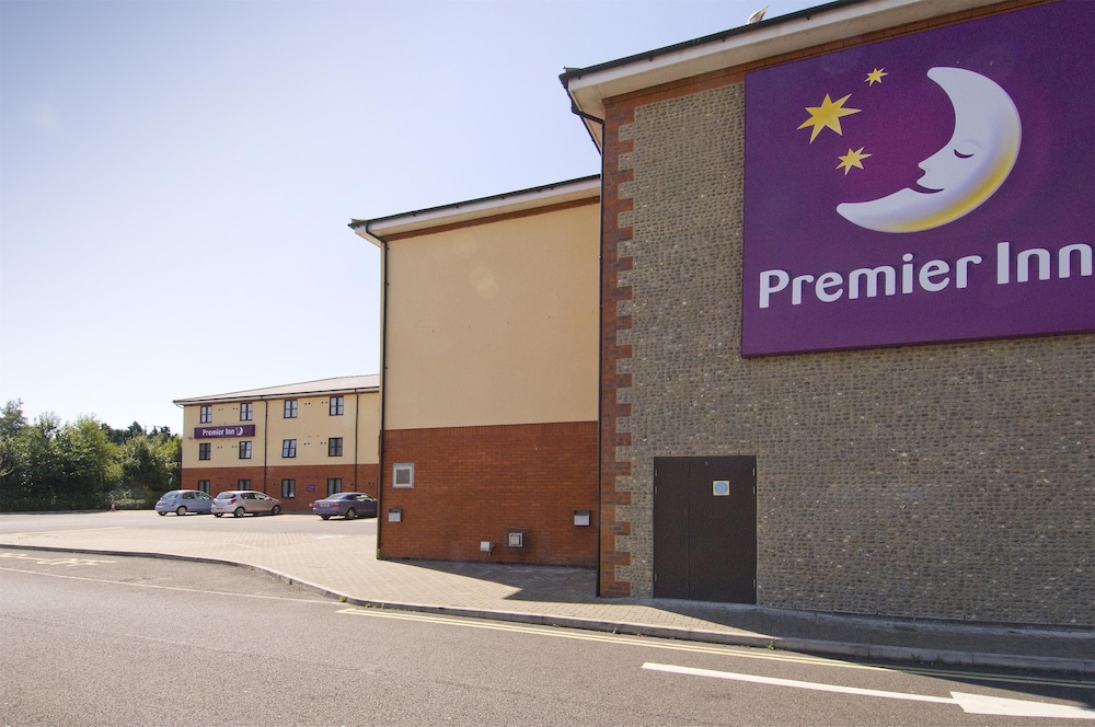 premier inn chichester south gate leisure park