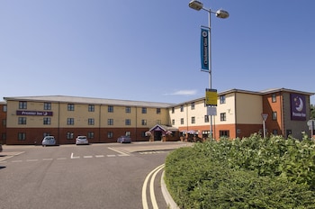 premier inn chichester south gate leisure park