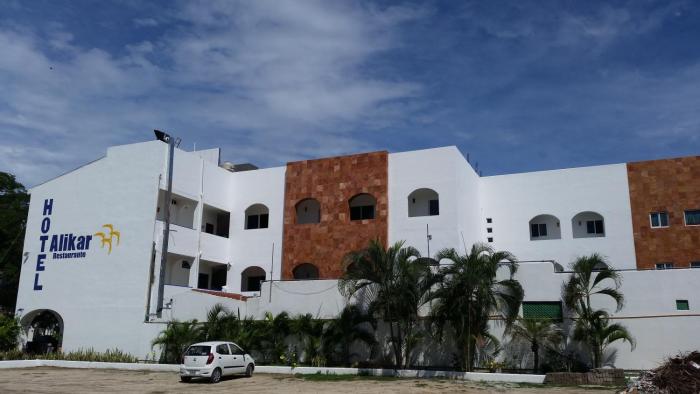 hotel alikar huatulco