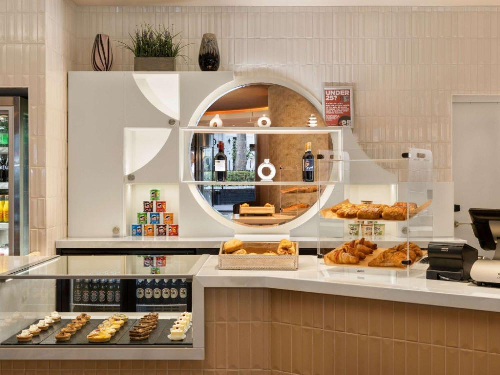 mercure london earls court