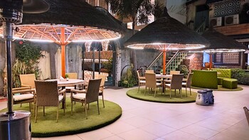 mgr hotel moradabad