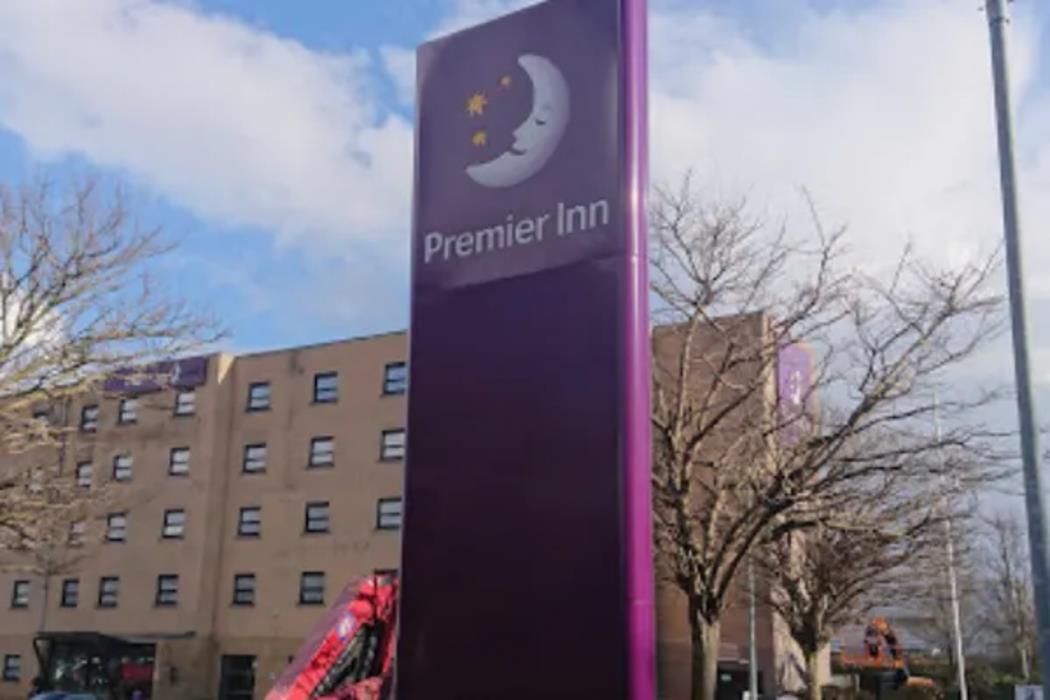 Premier Inn Stevenage Central,Luton>>Baldock,2 star