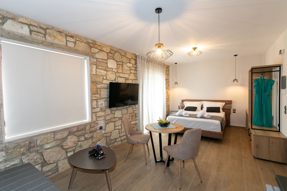 michelangelo suites and apartments