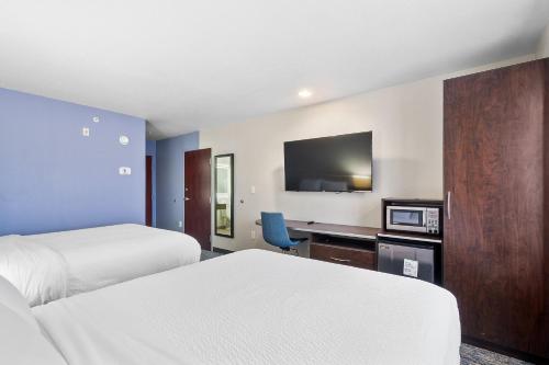 garner gonzales by ihg
