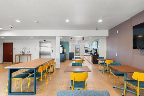 garner gonzales by ihg