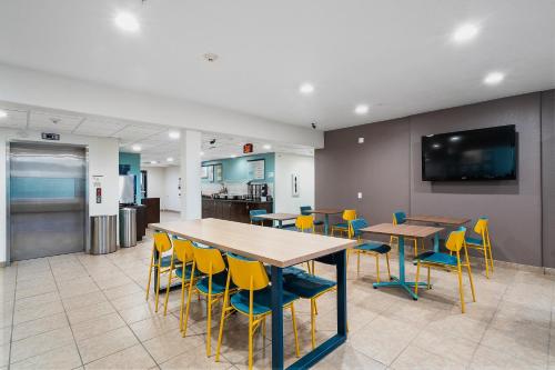 garner gonzales by ihg