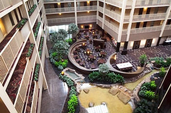 embassy suites by hilton philadelphia airport