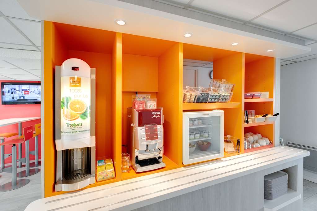 premiere classe la roche sur yon mouilleron le captif