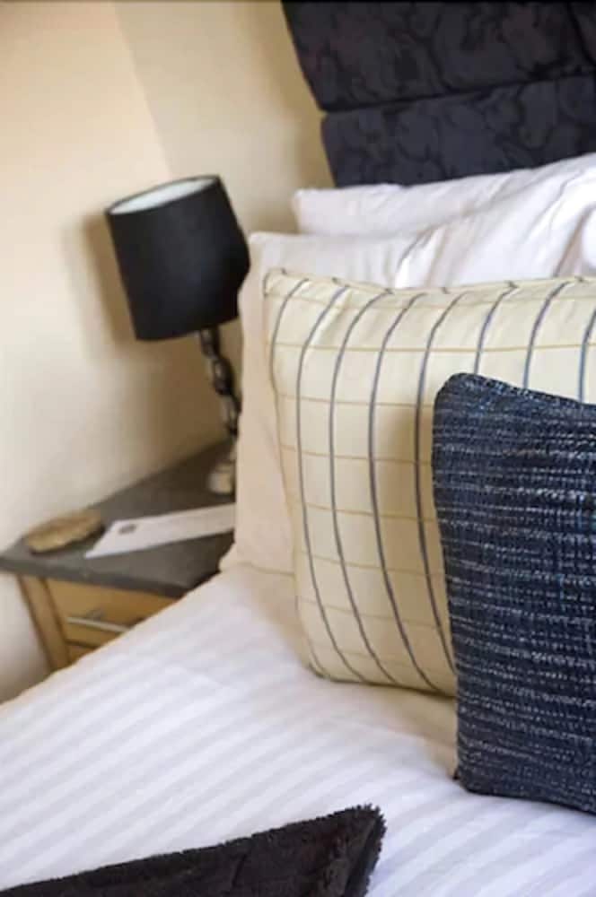 redesdale arms hotel