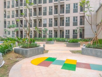 minimalist studio transpark juanda bekasi timur apartment