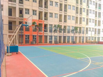 minimalist studio transpark juanda bekasi timur apartment