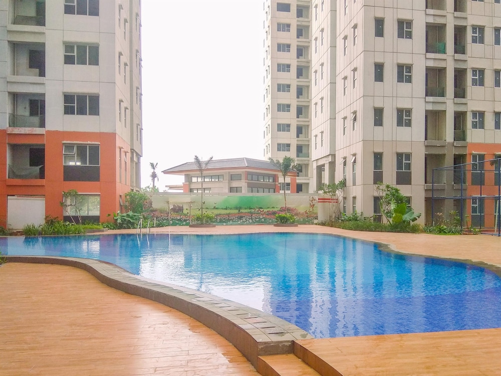 minimalist studio transpark juanda bekasi timur apartment
