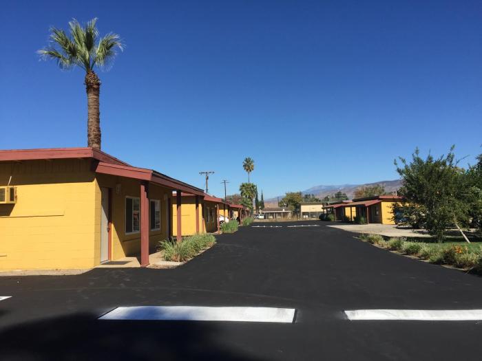 royal inn and suites