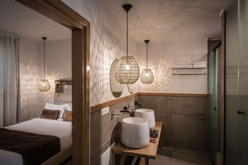 troulis aparthotel